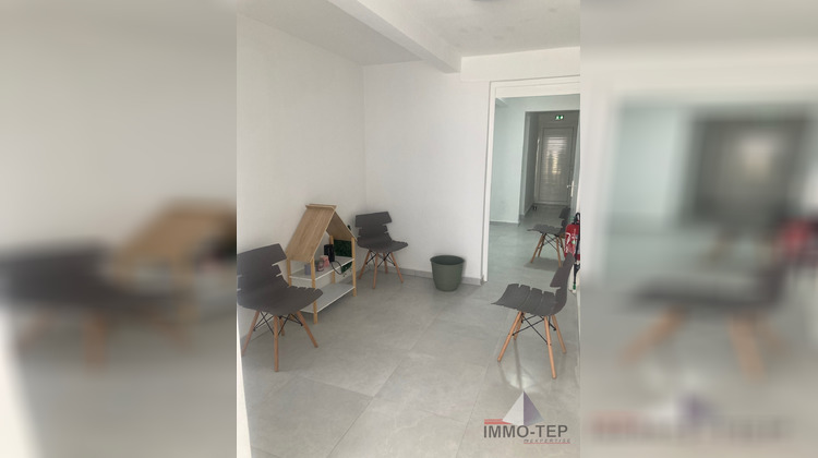 Ma-Cabane - Location Local commercial Sainte-Anne, 27 m²