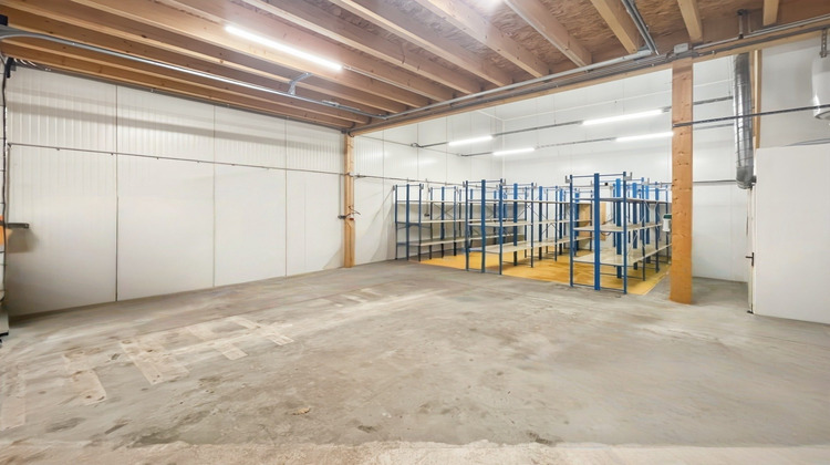 Ma-Cabane - Location Local commercial Sainte-Consorce, 145 m²