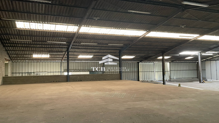 Ma-Cabane - Location Local commercial Sainte-Gemmes-sur-Loire, 806 m²