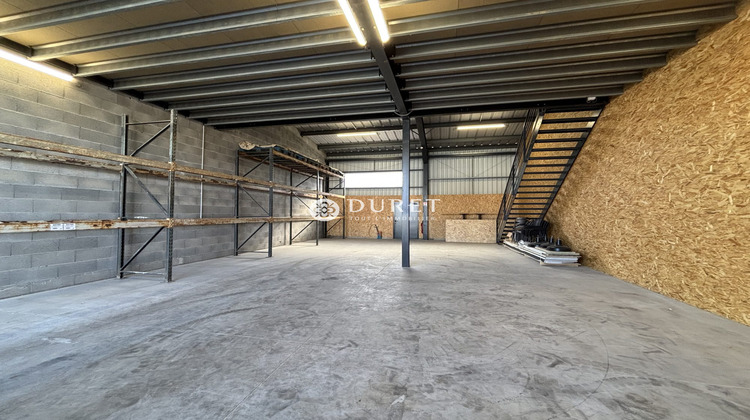 Ma-Cabane - Location Local commercial Sainte-Hermine, 180 m²