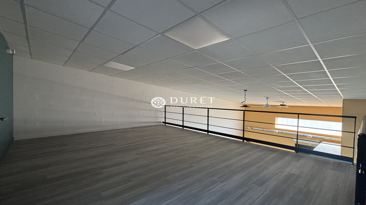 Ma-Cabane - Location Local commercial Sainte-Hermine, 142 m²