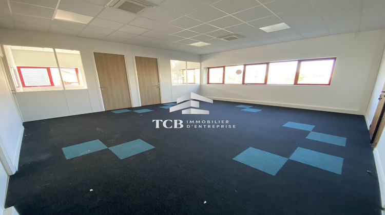 Ma-Cabane - Location Local commercial Sainte-Luce-sur-Loire, 174 m²