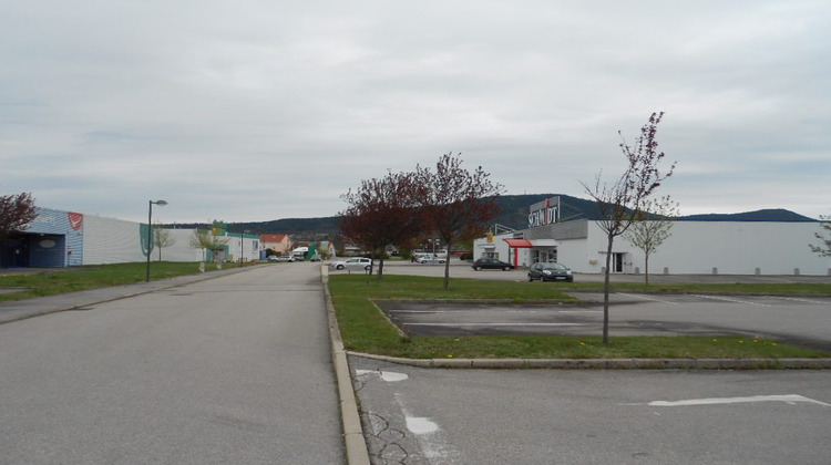 Ma-Cabane - Location Local commercial Sainte-Marguerite, 655 m²