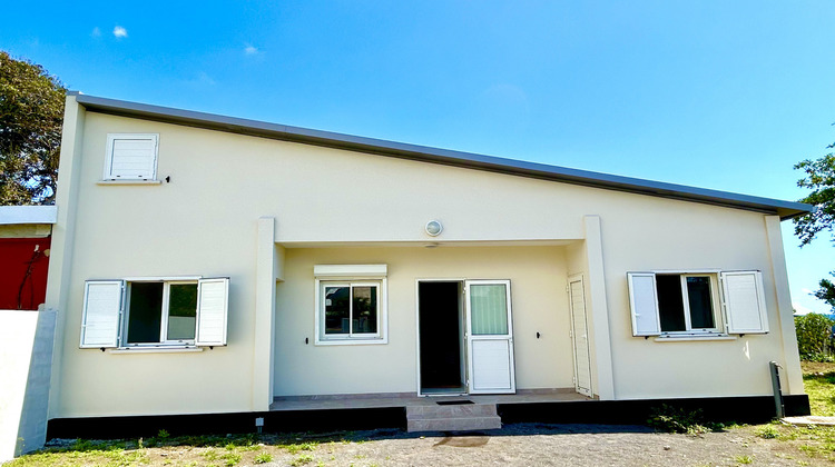 Ma-Cabane - Location Local commercial Sainte-Suzanne, 74 m²