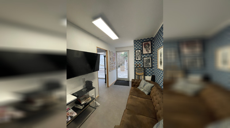 Ma-Cabane - Location Local commercial Saintes, 43 m²