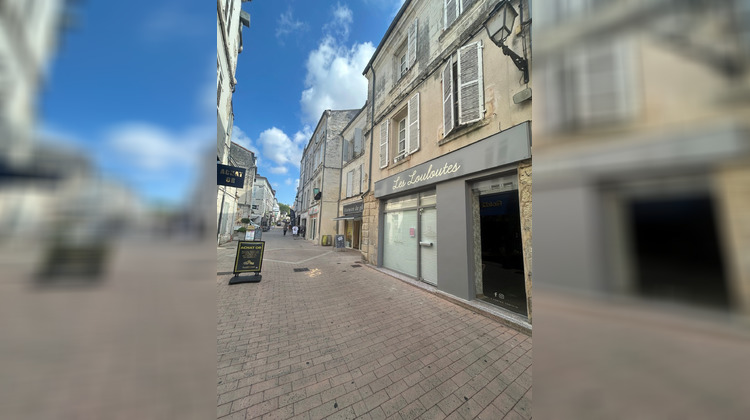 Ma-Cabane - Location Local commercial Saintes, 40 m²