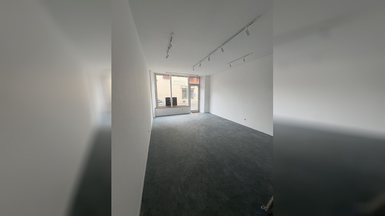 Ma-Cabane - Location Local commercial Salies-de-Béarn, 65 m²
