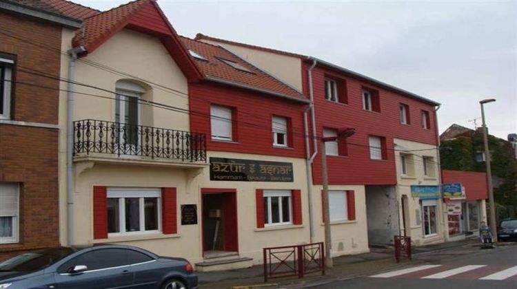 Ma-Cabane - Location Local commercial SALLAUMINES, 80 m²