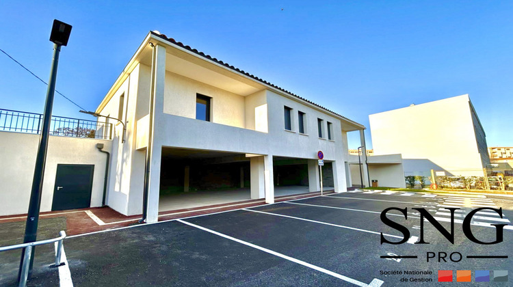 Ma-Cabane - Location Local commercial Salon-de-Provence, 137 m²