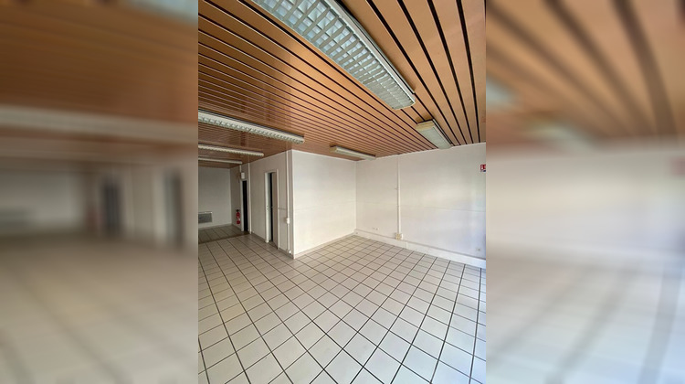 Ma-Cabane - Location Local commercial SALON-DE-PROVENCE, 42 m²