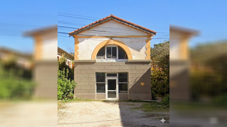Ma-Cabane - Location Local commercial Salon-de-Provence, 100 m²