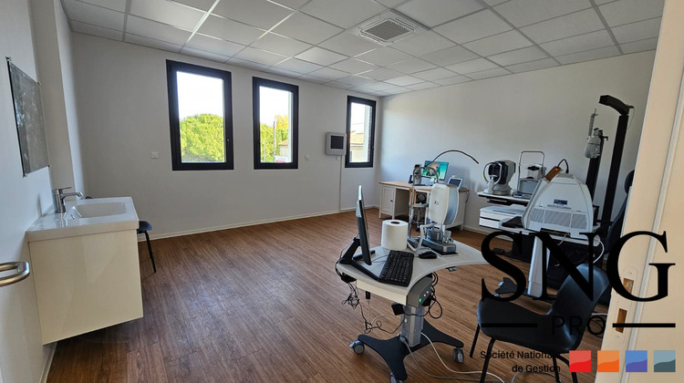 Ma-Cabane - Location Local commercial Salon-de-Provence, 138 m²