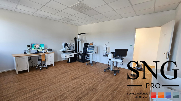 Ma-Cabane - Location Local commercial Salon-de-Provence, 138 m²
