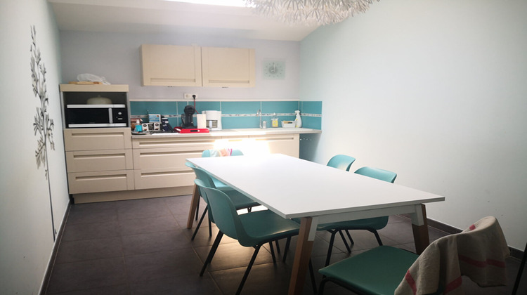 Ma-Cabane - Location Local commercial SANARY-SUR-MER, 125 m²