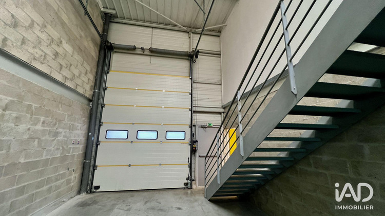 Ma-Cabane - Location Local commercial Santeny, 138 m²