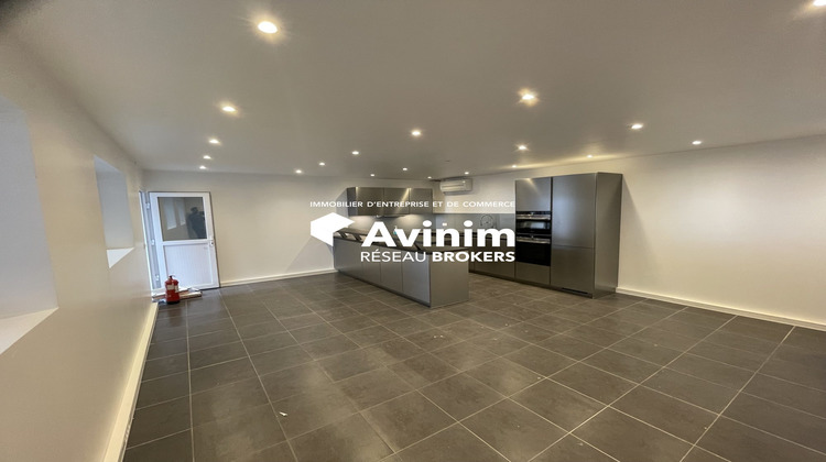 Ma-Cabane - Location Local commercial Santeny, 5533 m²