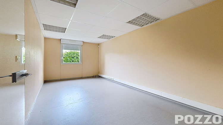 Ma-Cabane - Location Local commercial SARTILLY, 300 m²