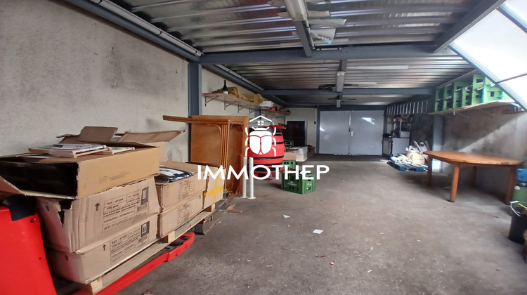 Ma-Cabane - Location Local commercial Sassenage, 151 m²