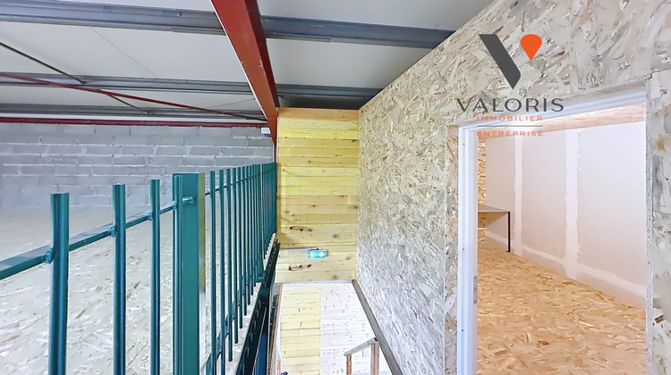 Ma-Cabane - Location Local commercial Sassenage, 179 m²