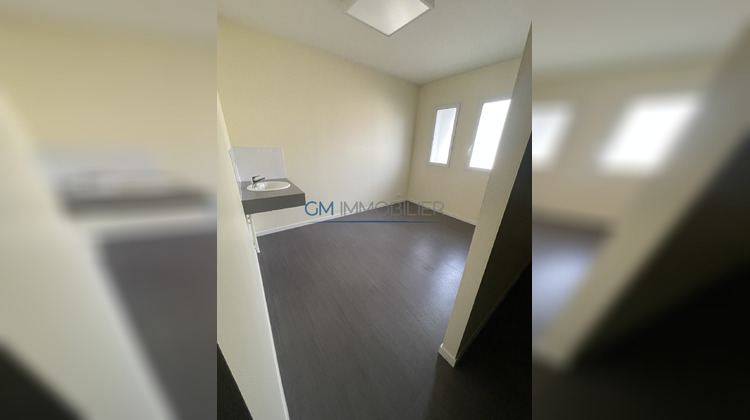 Ma-Cabane - Location Local commercial Saugnac-et-Cambran, 32 m²