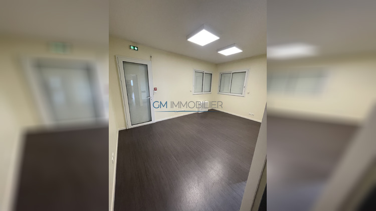 Ma-Cabane - Location Local commercial Saugnac-et-Cambran, 32 m²