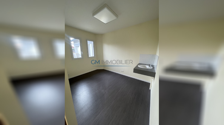 Ma-Cabane - Location Local commercial Saugnac-et-Cambran, 32 m²