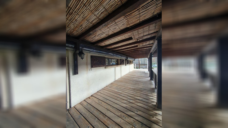 Ma-Cabane - Location Local commercial SAURAT, 46 m²