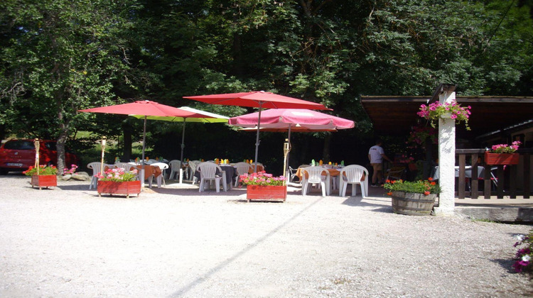 Ma-Cabane - Location Local commercial SAURAT, 46 m²