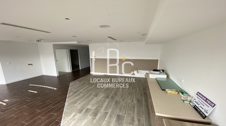 Ma-Cabane - Location Local commercial Sautron, 105 m²