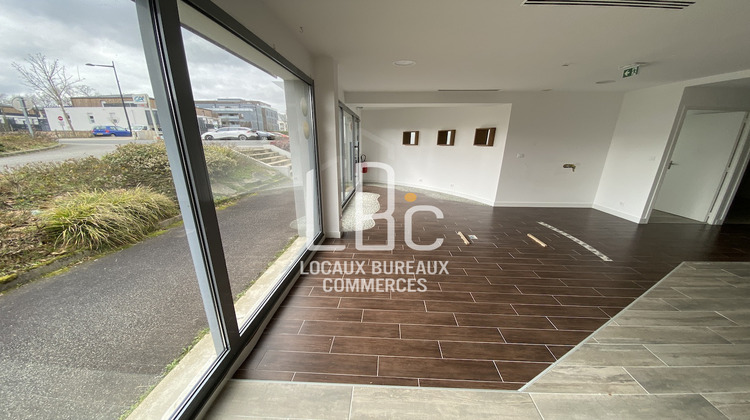 Ma-Cabane - Location Local commercial Sautron, 105 m²