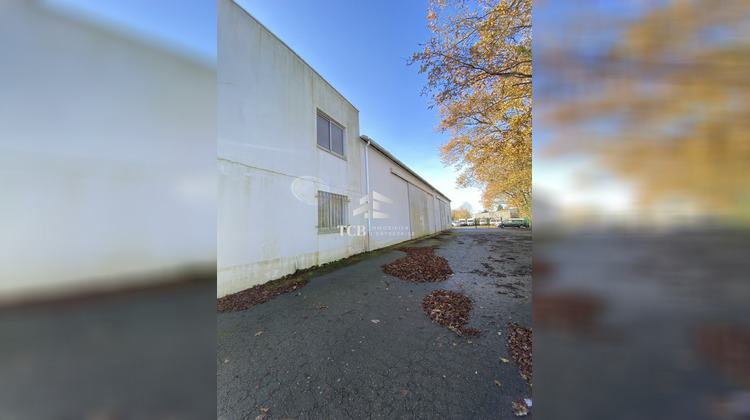 Ma-Cabane - Location Local commercial Sautron, 384 m²