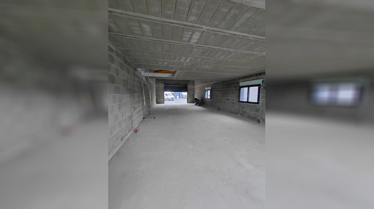 Ma-Cabane - Location Local commercial SAUVAGNON, 176 m²