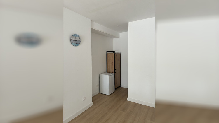 Ma-Cabane - Location Local commercial SAUVIAN, 18 m²