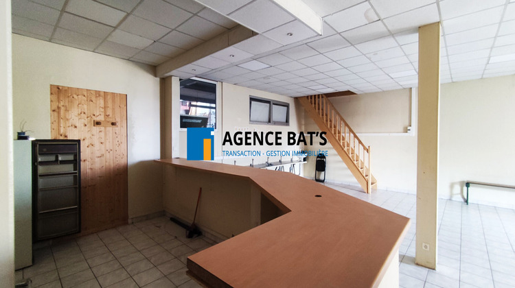 Ma-Cabane - Location Local commercial Savigneux, 120 m²