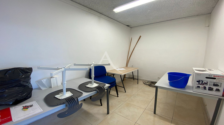 Ma-Cabane - Location Local commercial SEGRE, 186 m²