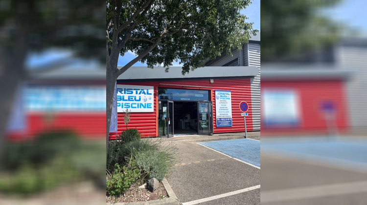 Ma-Cabane - Location Local commercial SENAS, 131 m²