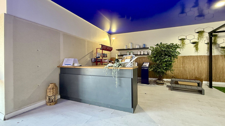 Ma-Cabane - Location Local commercial SENAS, 342 m²