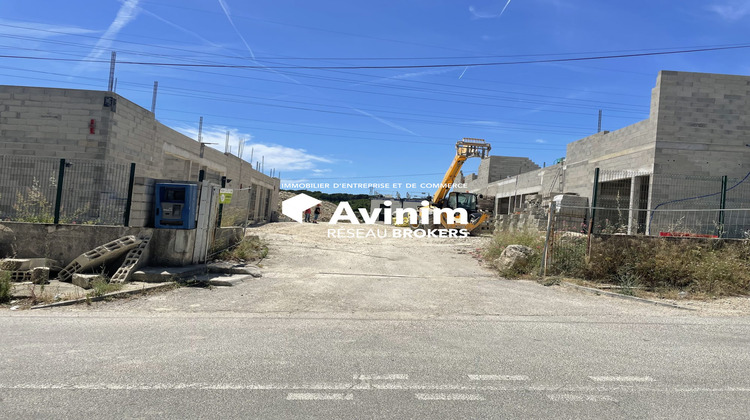 Ma-Cabane - Location Local commercial Septèmes-les-Vallons, 2200 m²