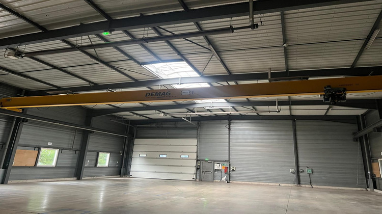 Ma-Cabane - Location Local commercial Serre-les-Sapins, 1900 m²