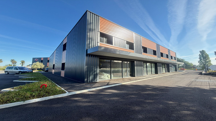 Ma-Cabane - Location Local commercial SERRES-CASTET, 110 m²