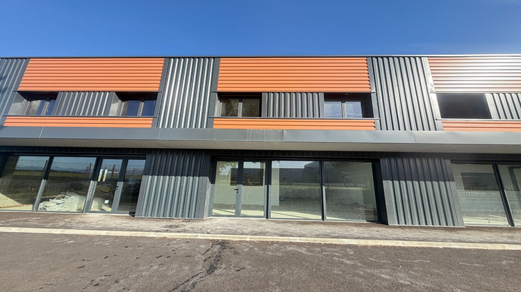 Ma-Cabane - Location Local commercial SERRES-CASTET, 110 m²