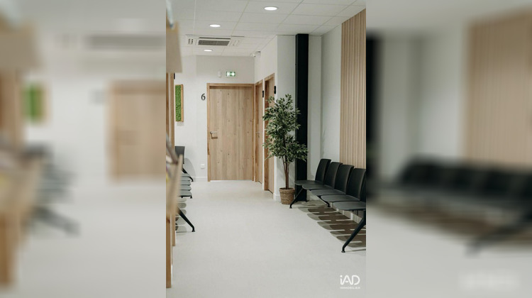 Ma-Cabane - Location Local commercial Servon, 10 m²