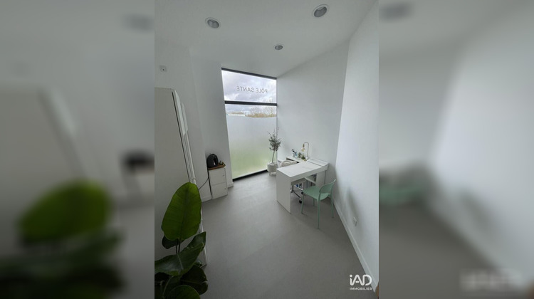 Ma-Cabane - Location Local commercial Servon, 10 m²