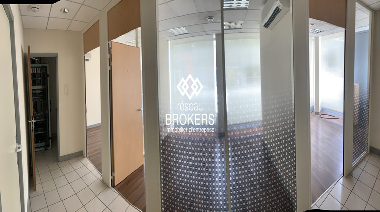 Ma-Cabane - Location Local commercial Seyssinet-Pariset, 100 m²