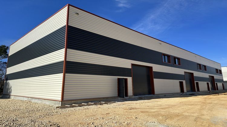 Ma-Cabane - Location Local commercial Signes, 319 m²