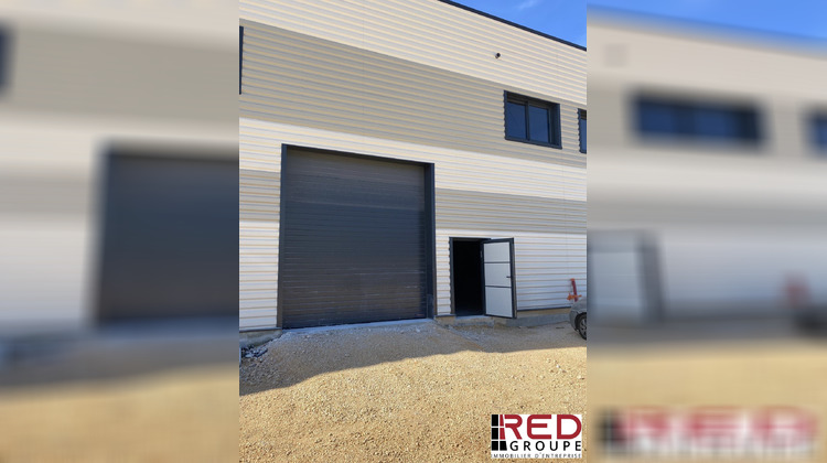 Ma-Cabane - Location Local commercial Signes, 318 m²