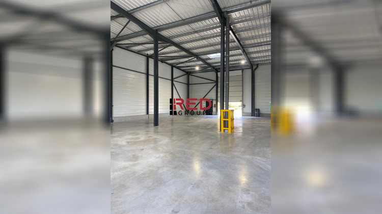 Ma-Cabane - Location Local commercial Signes, 435 m²