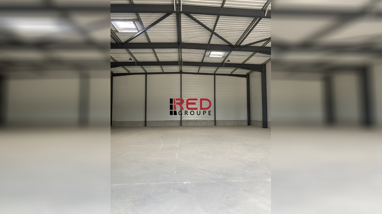 Ma-Cabane - Location Local commercial Signes, 330 m²