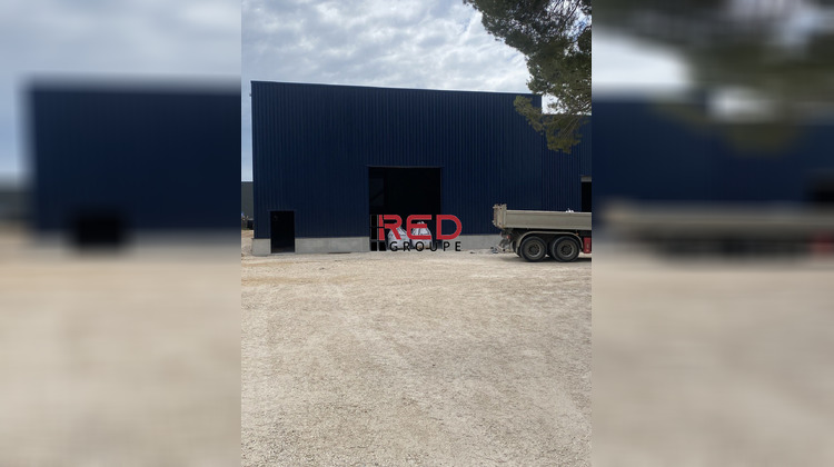 Ma-Cabane - Location Local commercial Signes, 330 m²