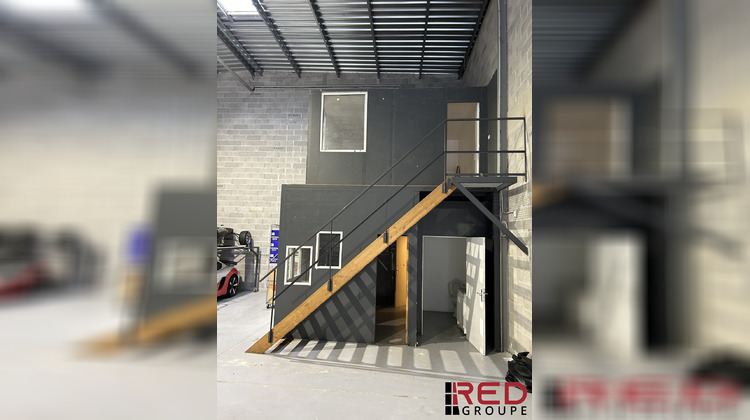 Ma-Cabane - Location Local commercial Signes, 345 m²